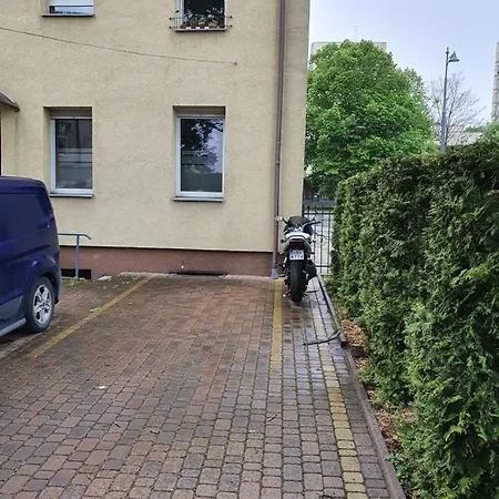 Biedronka- Samodzielny Dla 3 Osób Z Miejscem Parkingowym * Sopot