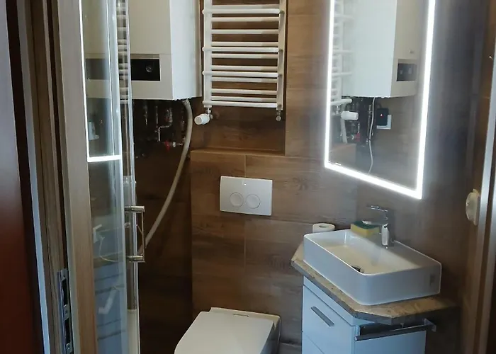 Biedronka- Samodzielny Dla 3 Osob Z Miejscem Parkingowym *